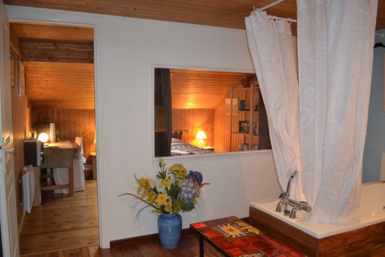 Chambre D'Hotes "Le Moulin" Thônes Exteriör bild